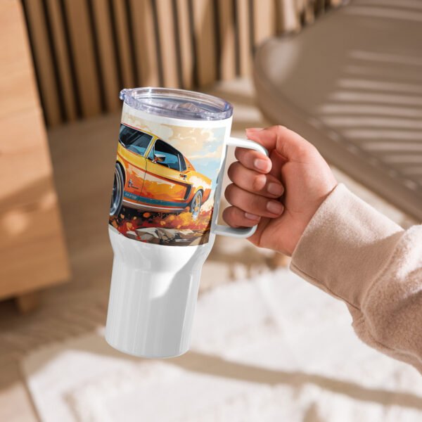 Travel mug with a handle